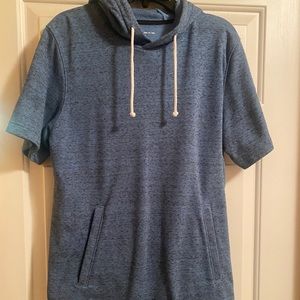 Under Armour Rival Terry Short-sleeve Hoodie.